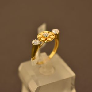 22/22K Hallmark Gold Ladies Ring