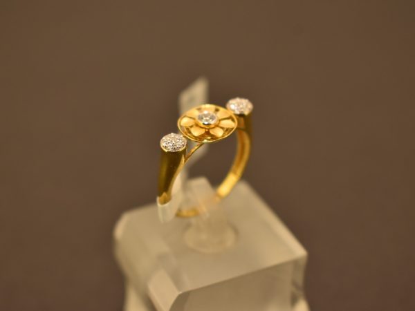 22/22K Hallmark Gold Ladies Ring