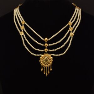 SELI NECKLACE