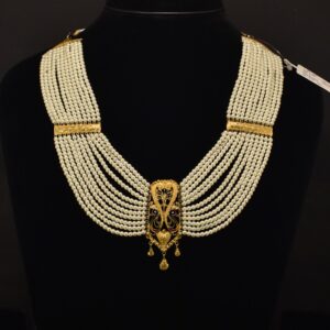 SELI NECKLACE